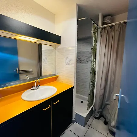 Climatisé Proche - 4 Pers. - Fr-1-309-562 *